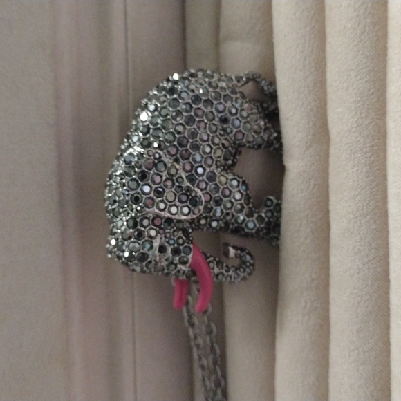 Crystal Elephant Brooch or Necklace - Picture 4 of 4